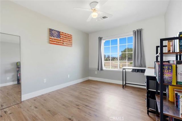 865 Avalon Drive, Lemoore, CA 93245