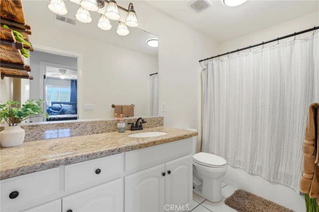 865 Avalon Drive, Lemoore, CA 93245