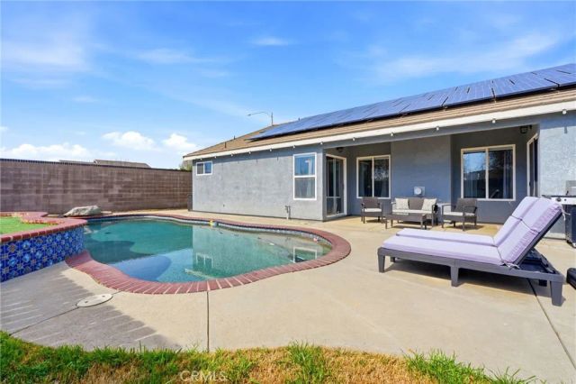 865 Avalon Drive, Lemoore, CA 93245