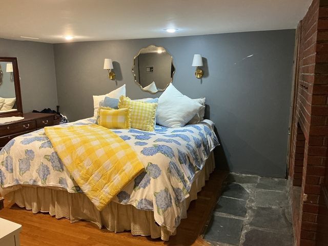 131 H St, Boston, MA 02127