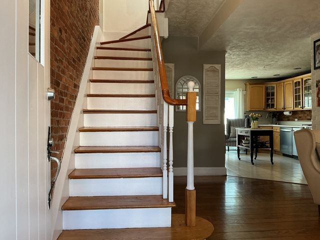131 H St, Boston, MA 02127