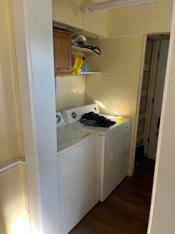 612 N Park Avenue, Springfield, MO 65802