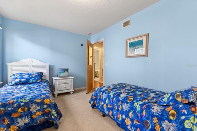 8707 KNIGHTSBRIDGE COURT B, Kissimmee, FL 34747