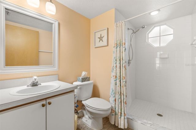 8707 KNIGHTSBRIDGE COURT B, Kissimmee, FL 34747