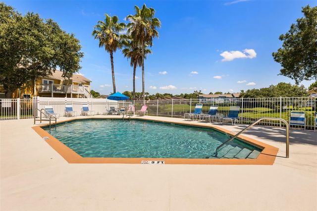 8707 KNIGHTSBRIDGE COURT B, Kissimmee, FL 34747