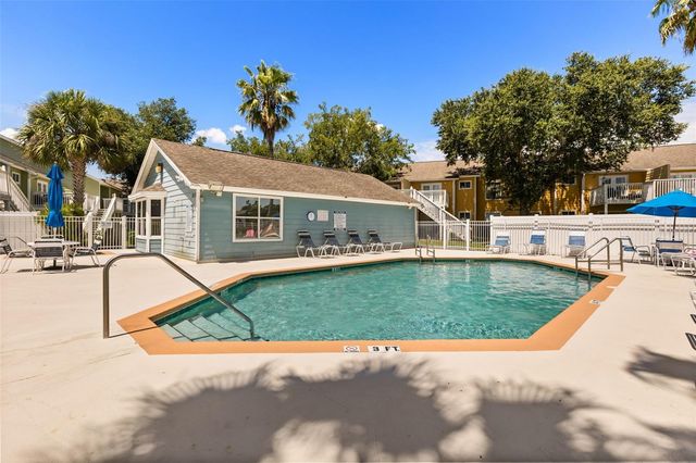 8707 KNIGHTSBRIDGE COURT B, Kissimmee, FL 34747