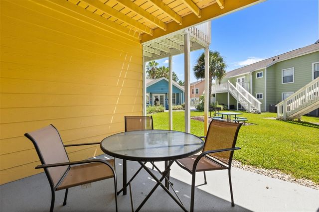 8707 KNIGHTSBRIDGE COURT B, Kissimmee, FL 34747