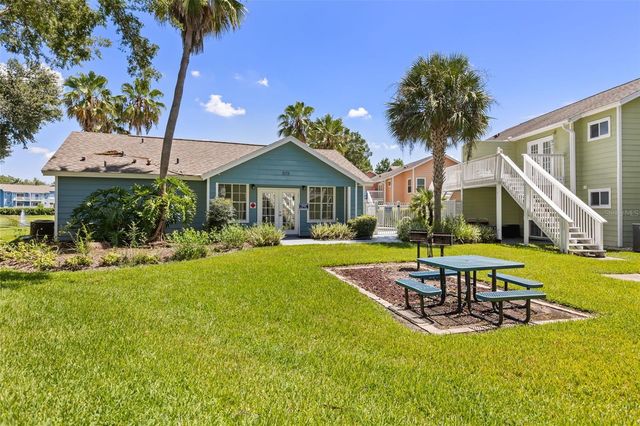 8707 KNIGHTSBRIDGE COURT B, Kissimmee, FL 34747
