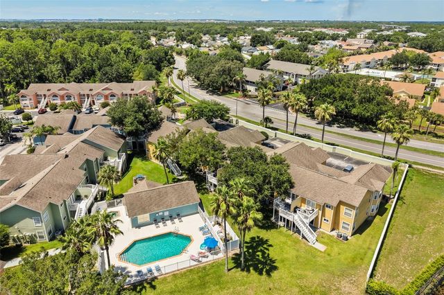 8707 KNIGHTSBRIDGE COURT B, Kissimmee, FL 34747