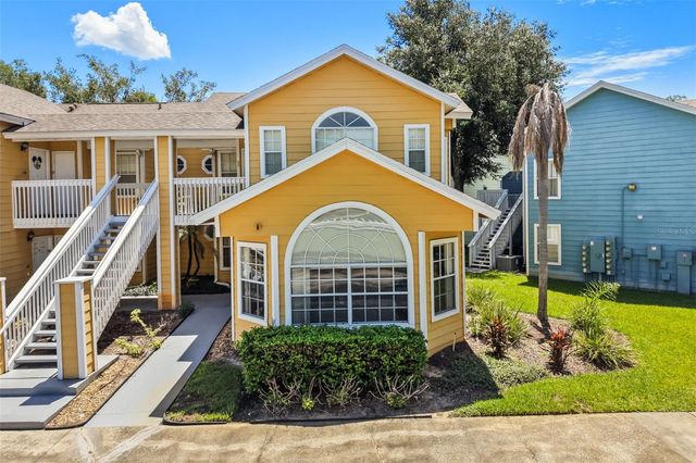 8707 KNIGHTSBRIDGE COURT B, Kissimmee, FL 34747