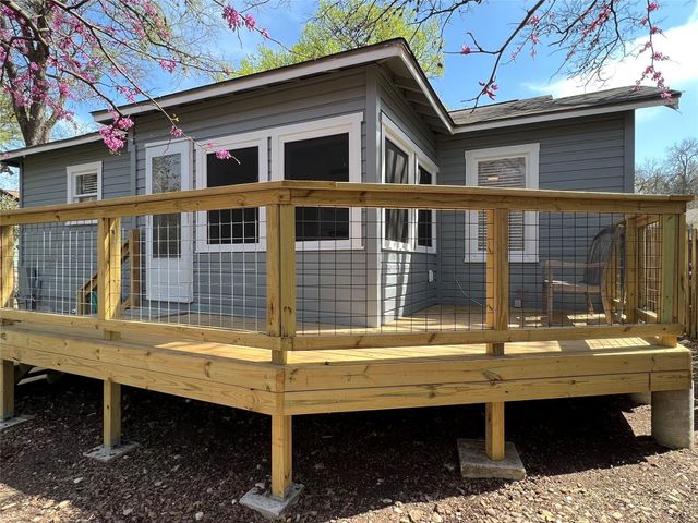 2206 Mountain View RD, Austin, TX 78703