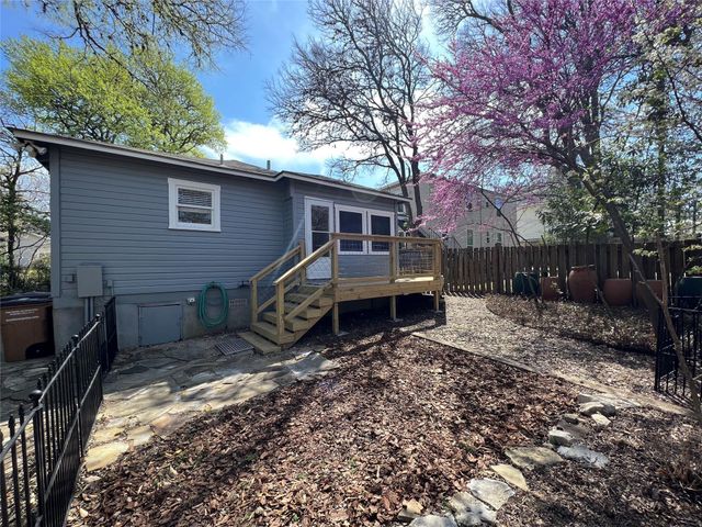 2206 Mountain View RD, Austin, TX 78703