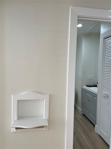 2206 Mountain View RD, Austin, TX 78703