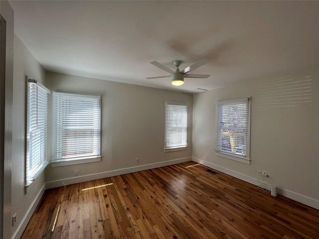 2206 Mountain View RD, Austin, TX 78703