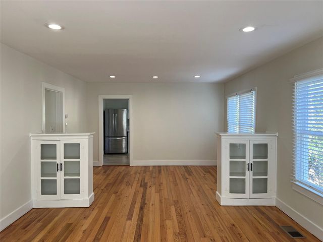 2206 Mountain View RD, Austin, TX 78703