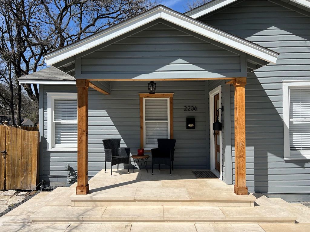 2206 Mountain View RD, Austin, TX 78703