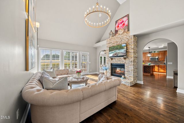120 Barn Hill Lane, Wake Forest, NC 27587