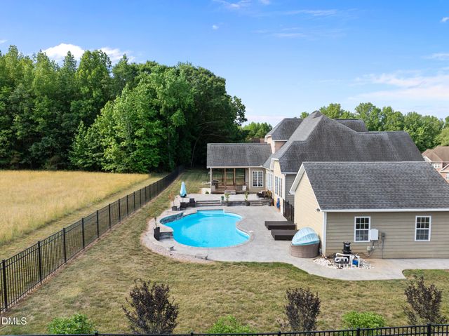 120 Barn Hill Lane, Wake Forest, NC 27587