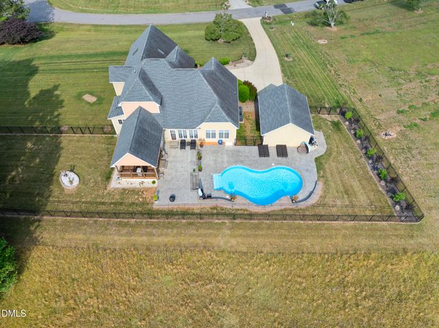 120 Barn Hill Lane, Wake Forest, NC 27587