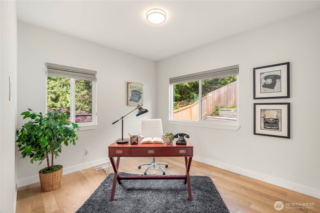 9226 25th Avenue NW, Seattle, WA 98117