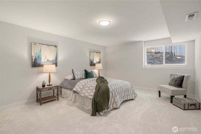 9226 25th Avenue NW, Seattle, WA 98117