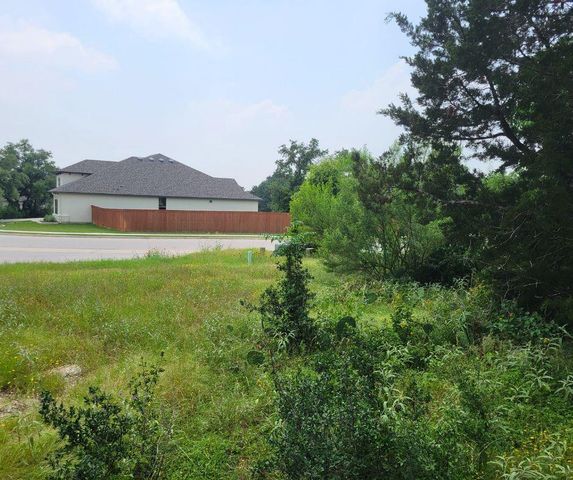 336 Axis LOOP, Georgetown, TX 78628