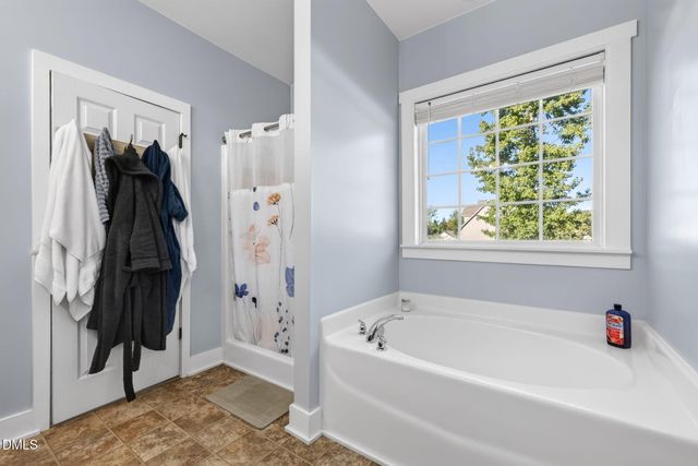 1140 Country Club Lane, Zebulon, NC 27597
