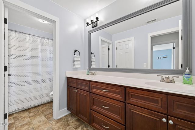 1140 Country Club Lane, Zebulon, NC 27597