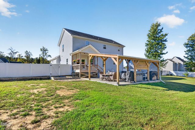1140 Country Club Lane, Zebulon, NC 27597