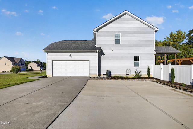 1140 Country Club Lane, Zebulon, NC 27597
