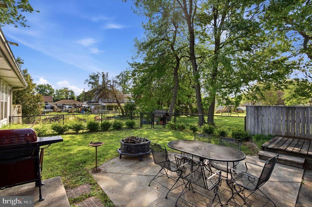 320 MAPLE ST, Warminster, PA 18974
