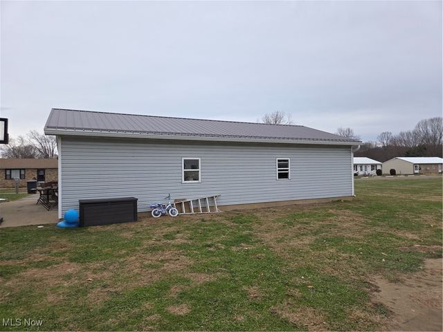 512 North Street, Duncan Falls, OH 43734