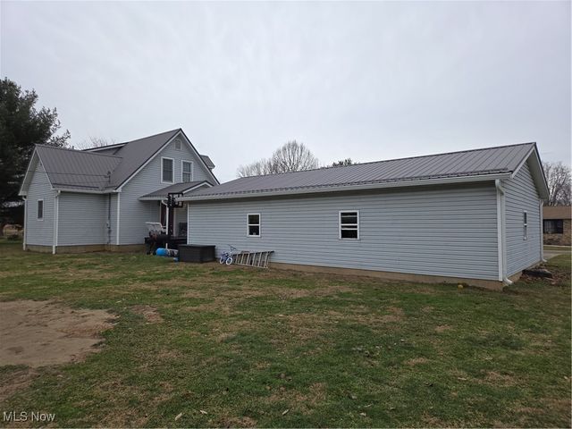 512 North Street, Duncan Falls, OH 43734