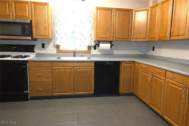 512 North Street, Duncan Falls, OH 43734