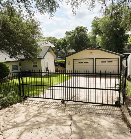 270 County Road 1745, Clifton, TX 76634