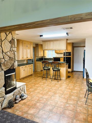 270 County Road 1745, Clifton, TX 76634