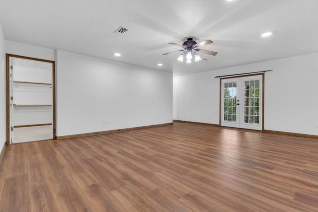 268 Lacy Drive, Lipan, TX 76462