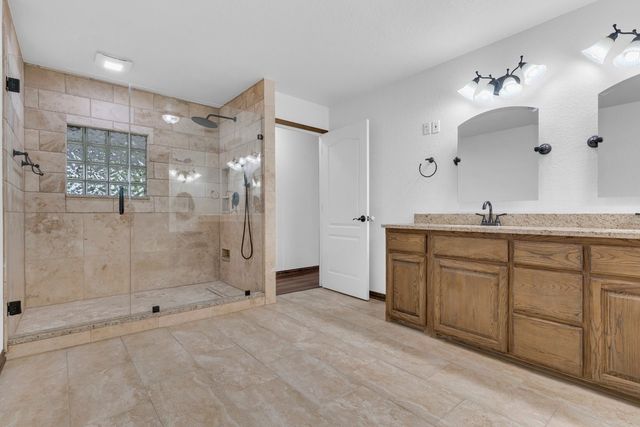 268 Lacy Drive, Lipan, TX 76462