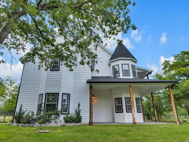 268 Lacy Drive, Lipan, TX 76462
