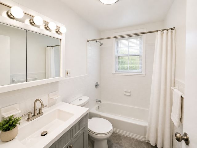 15 Park 3, Foxboro, MA 02035