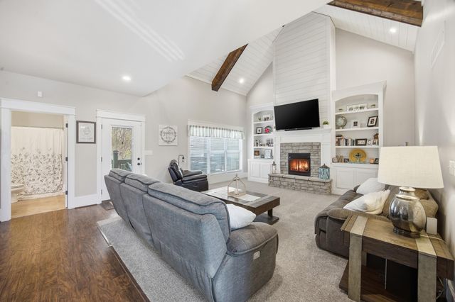 1224 Stoneridge Road, Lawrenceburg, KY 40342