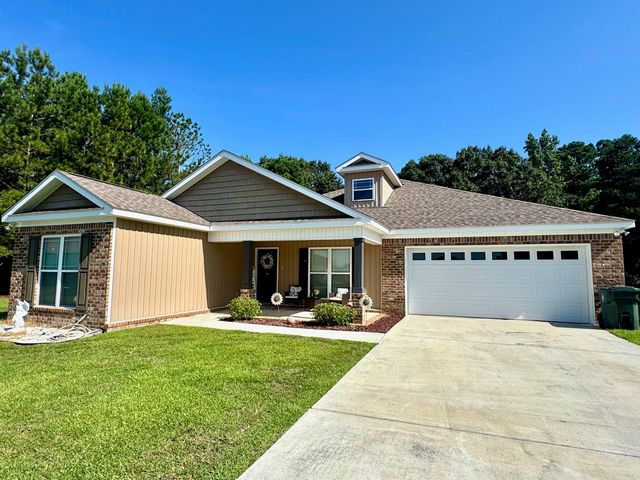 125 Sandpiper Ln, Dothan, AL 36301