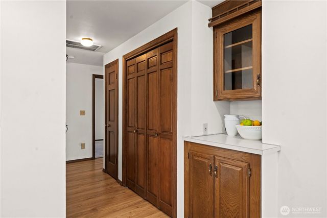 1825 Rainier Court, Sumner, WA 98390