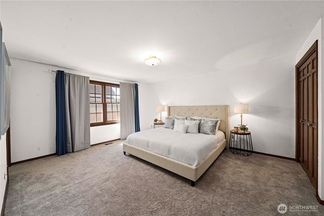 1825 Rainier Court, Sumner, WA 98390