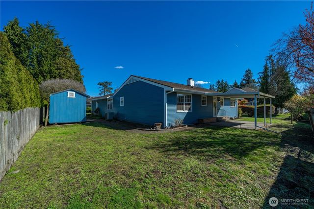 1825 Rainier Court, Sumner, WA 98390