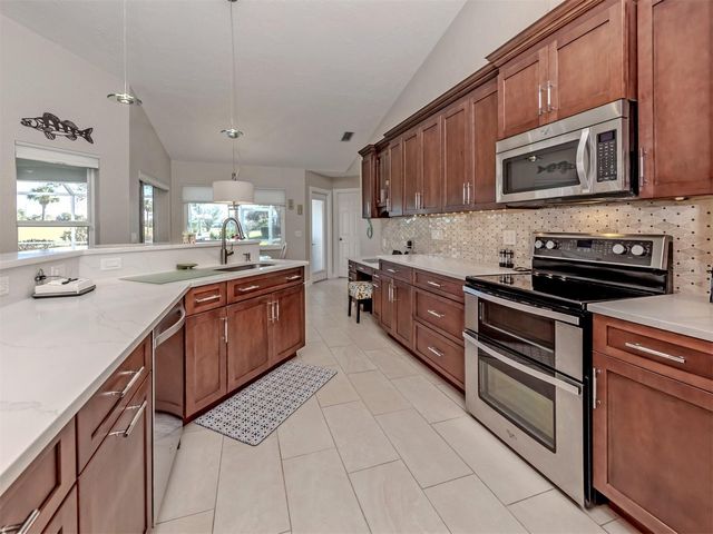 534 WESTMOUNT LANE, Venice, FL 34293