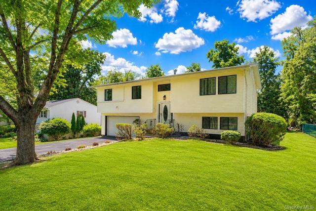 23 Carriage Lane, Spring Valley, NY 10977