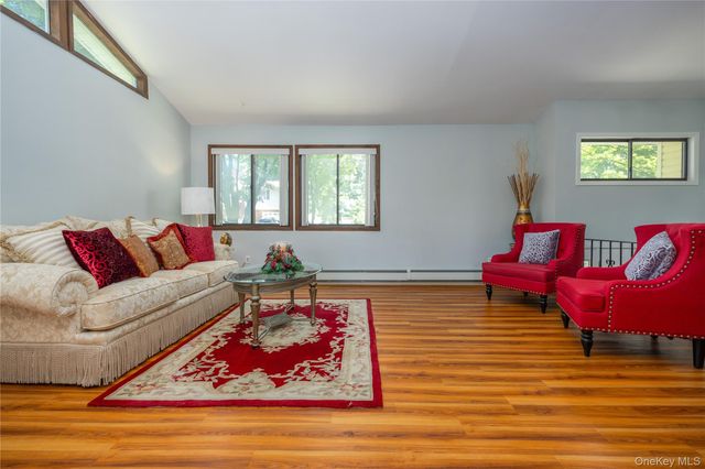 23 Carriage Lane, Spring Valley, NY 10977