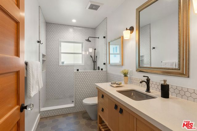 606 Thrift Road, Malibu, CA 90265