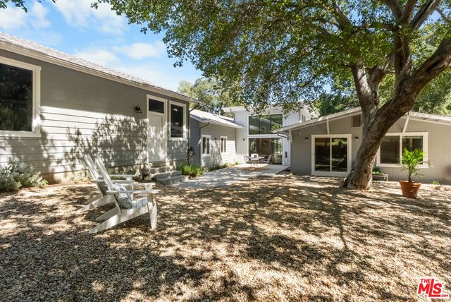 606 Thrift Road, Malibu, CA 90265